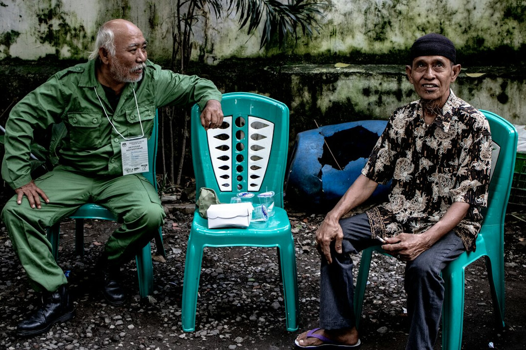 brazilian voters at polling station